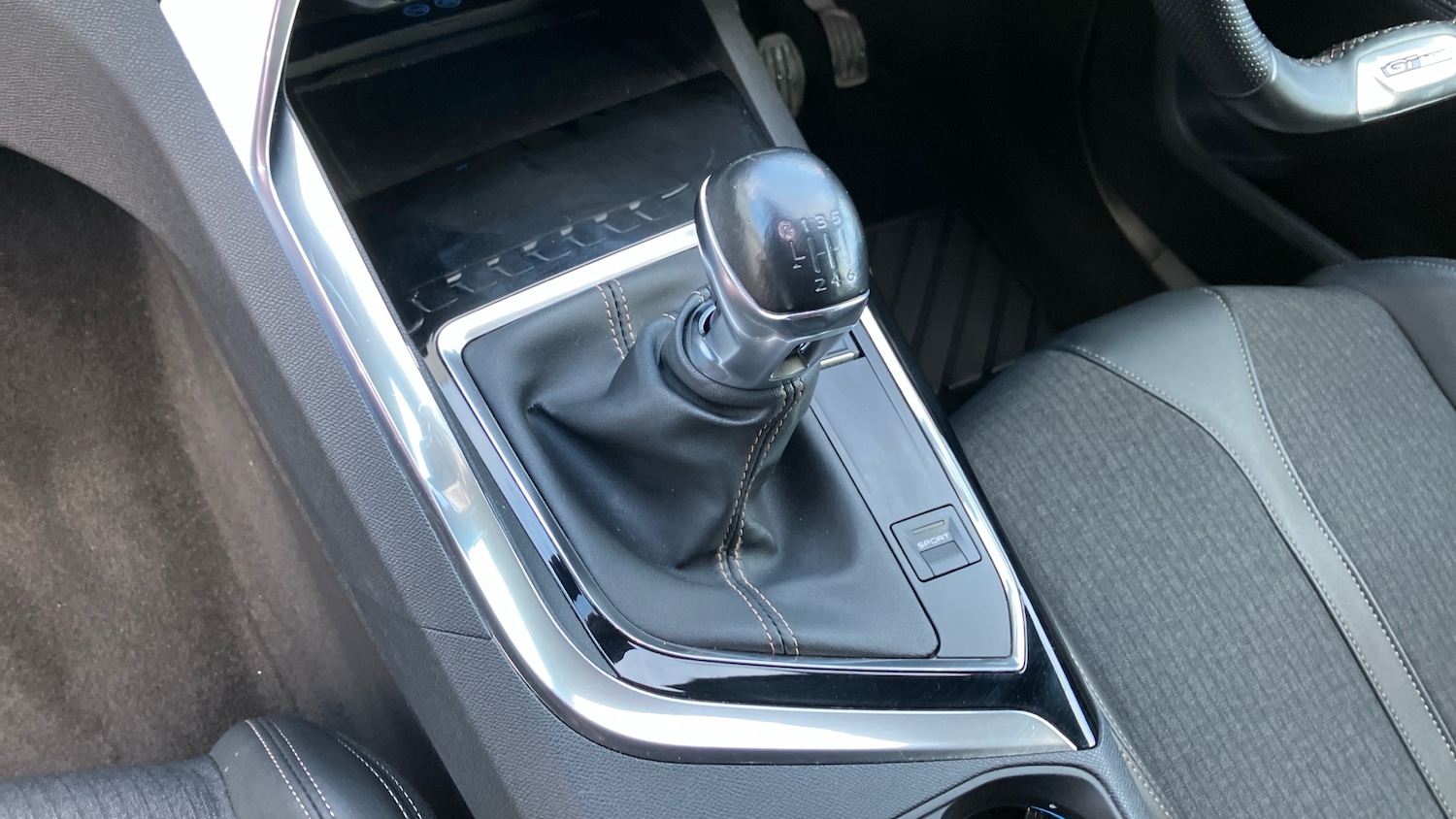 Used Peugeot 5008 2020 for sale - 77616108: Photo 13