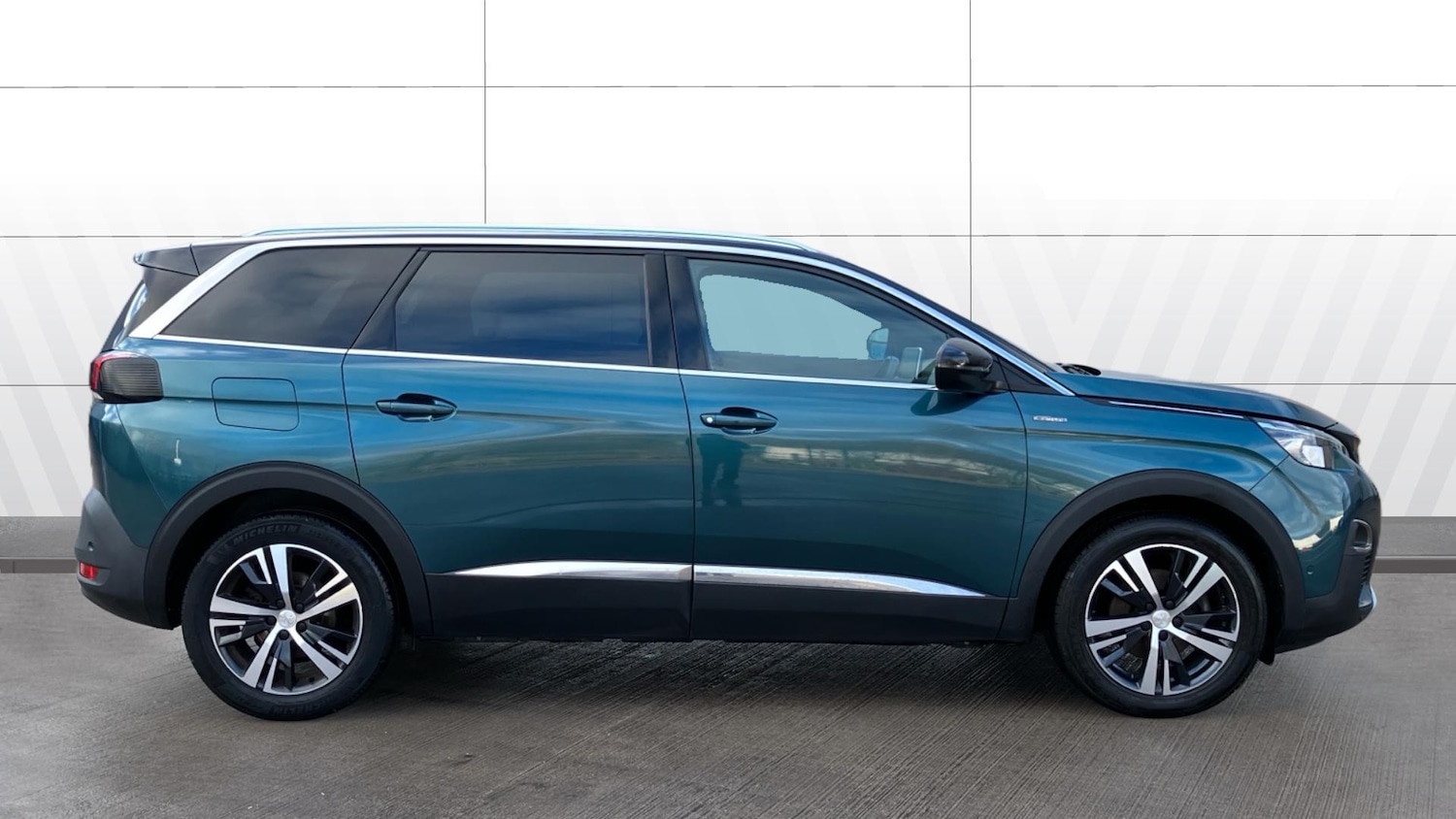 Used Peugeot 5008 2020 for sale - 77616108: Photo 5