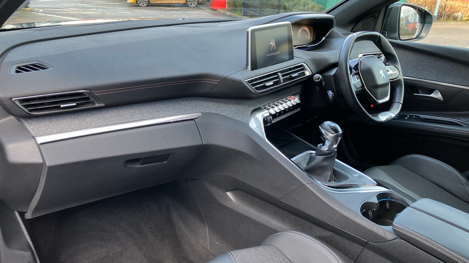 Used Peugeot 5008 2020 for sale - 77616108: Photo 9