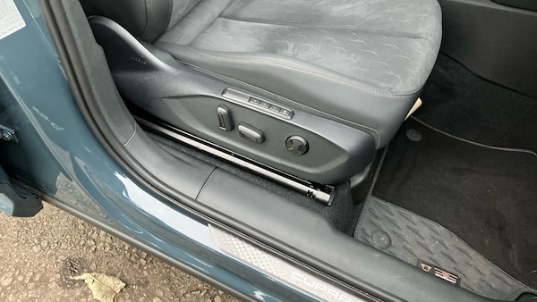 Used Cupra Terramar 2025 for sale - 76205910: Photo 30