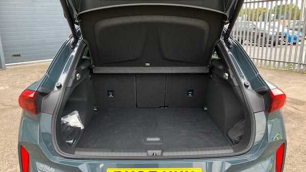 Used Cupra Terramar 2025 for sale - 76205910: Photo 4