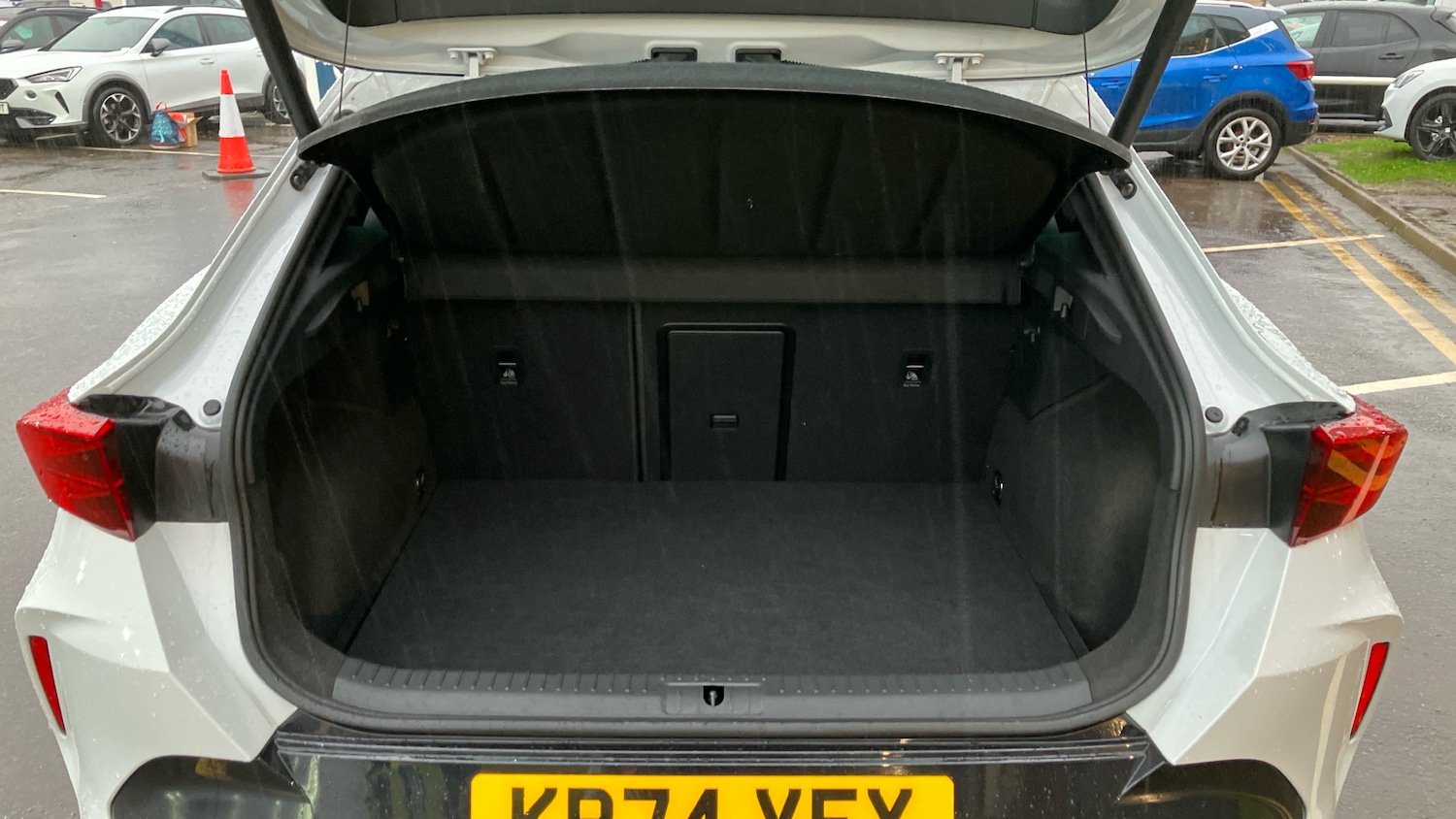 Used Cupra Formentor 2024 for sale - 76477079: Photo 4