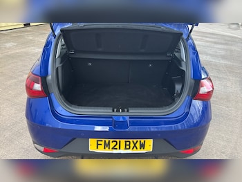 Used Hyundai i20 2021 for sale - 78357053: Photo