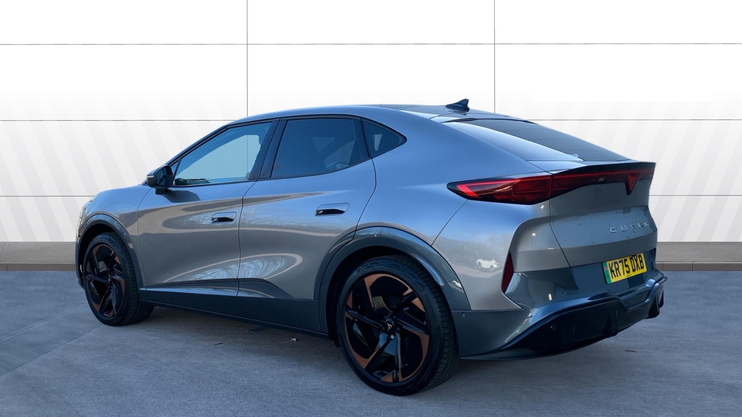 Used Cupra Tavascan 2025 for sale - 78190921: Photo 2