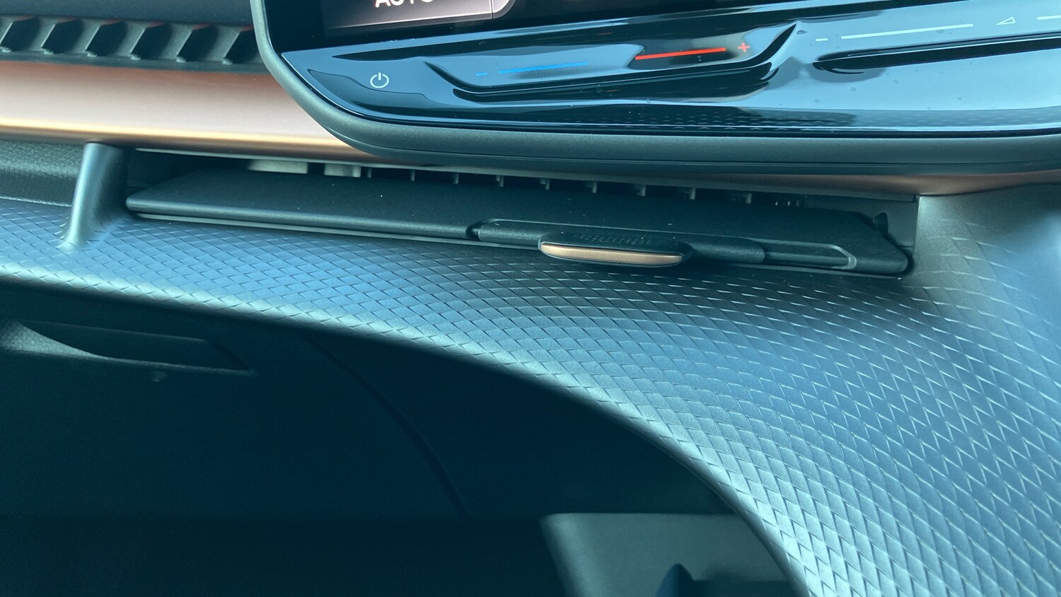 Used Cupra Tavascan 2025 for sale - 78190921: Photo 22