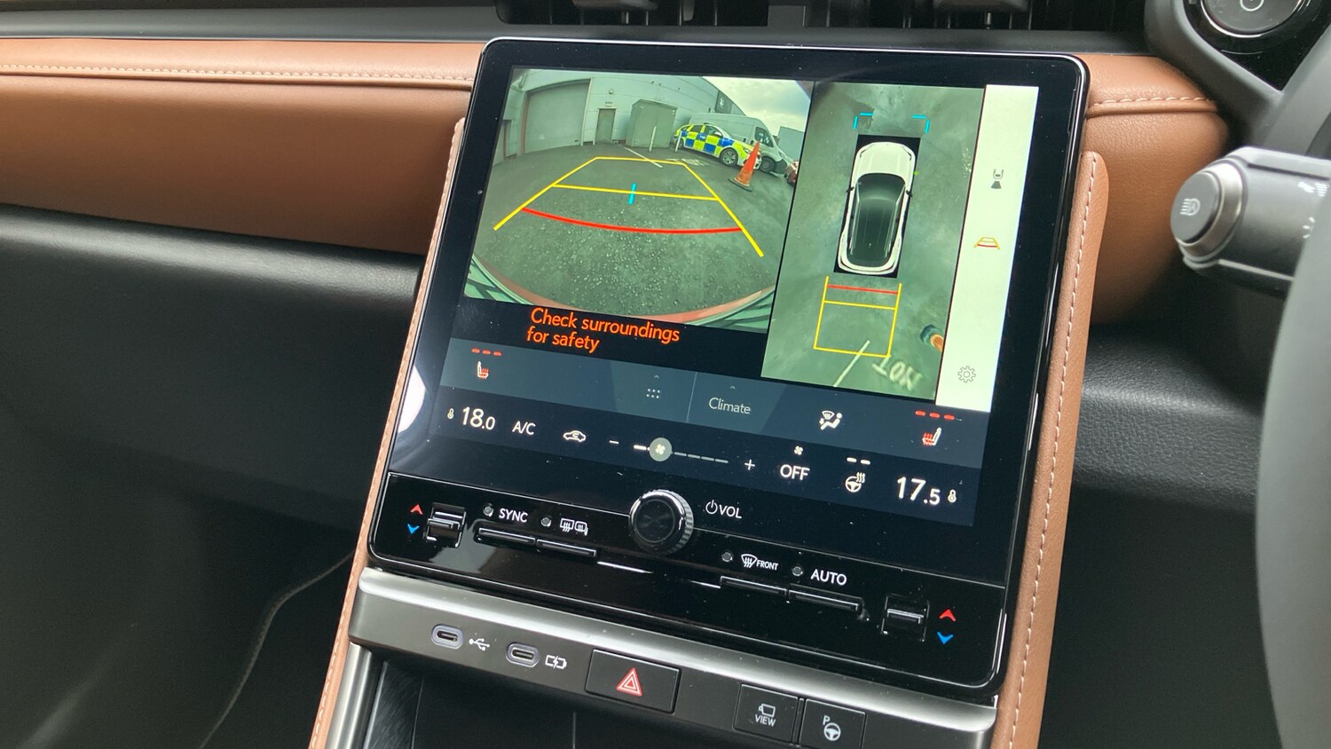 Used Lexus LBX 2025 for sale - 77208191: Photo 26