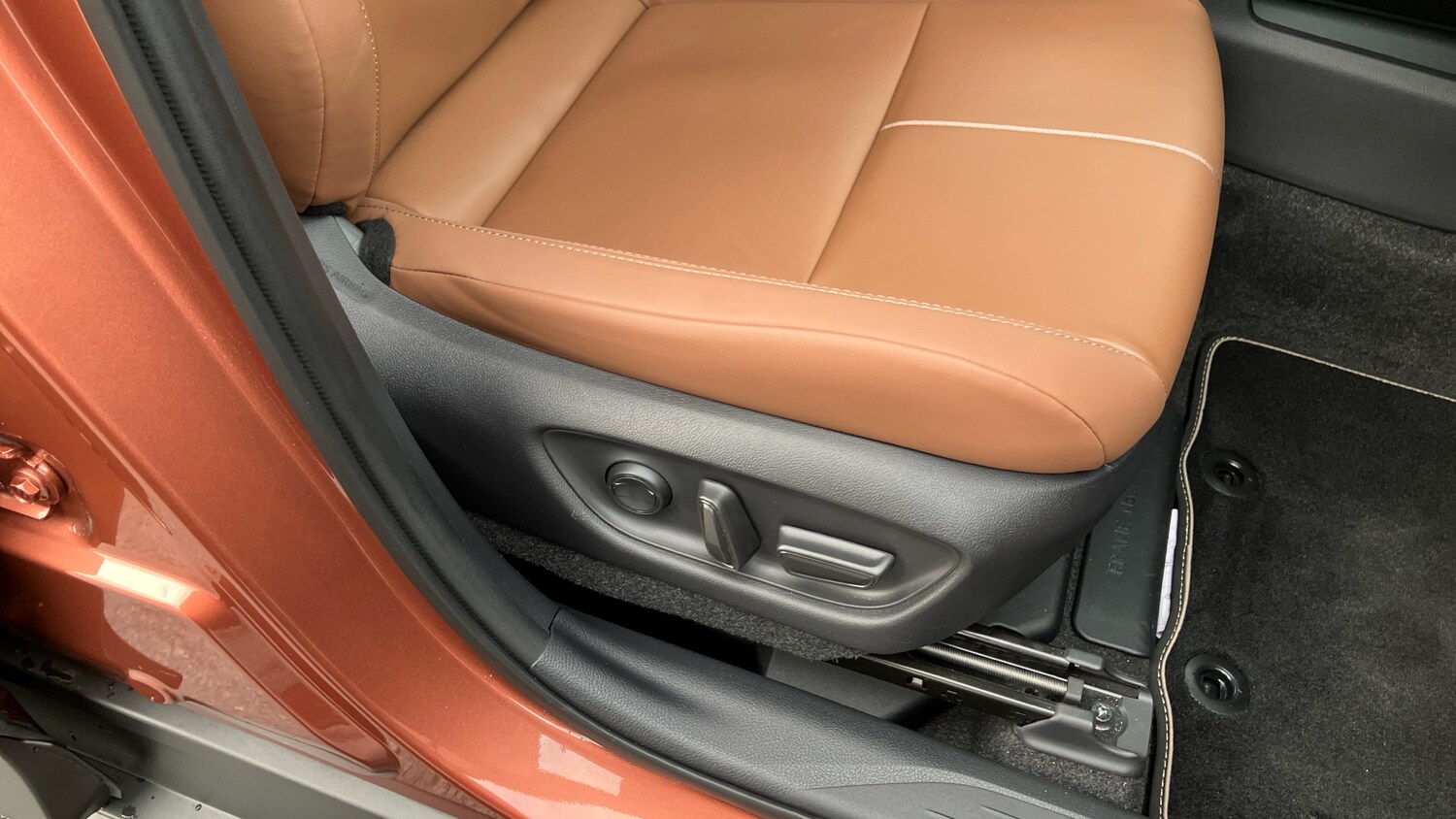 Used Lexus LBX 2025 for sale - 77208191: Photo 31