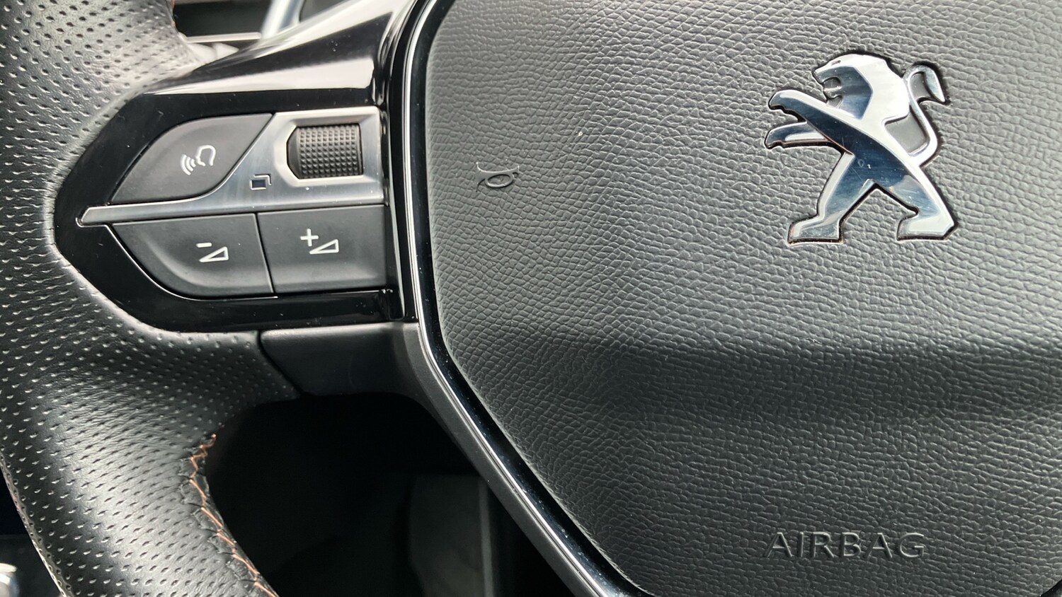 Used Peugeot 3008 2022 for sale - 77569319: Photo 21