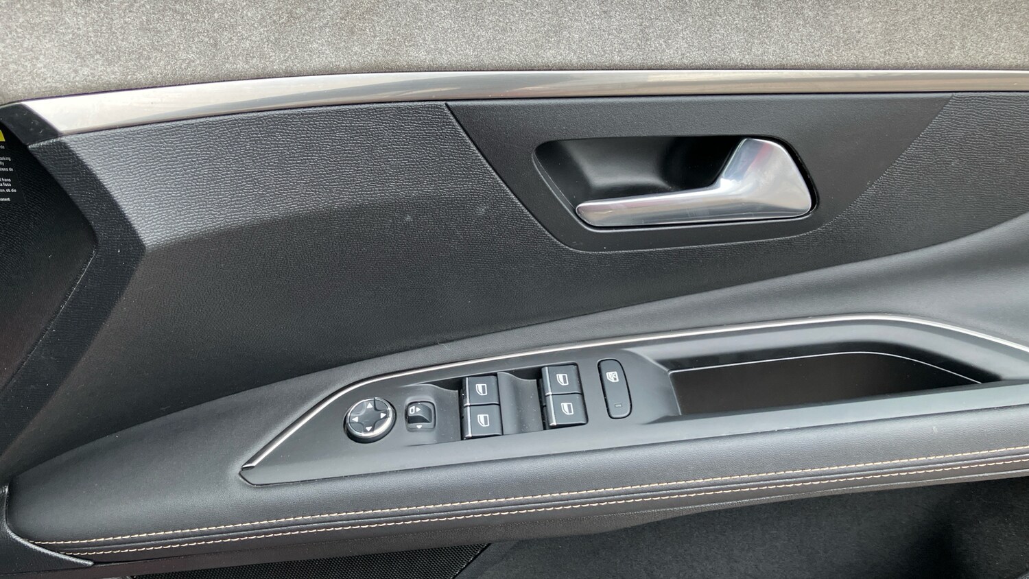 Used Peugeot 3008 2022 for sale - 77569319: Photo 29