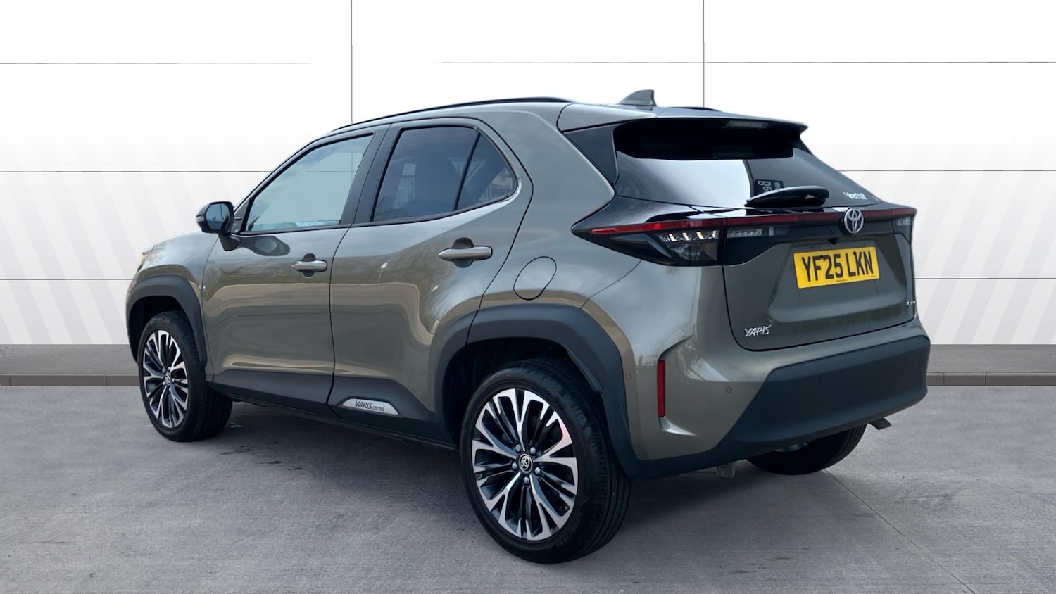 Used Toyota Yaris Cross 2025 for sale - 78109324: Photo 2