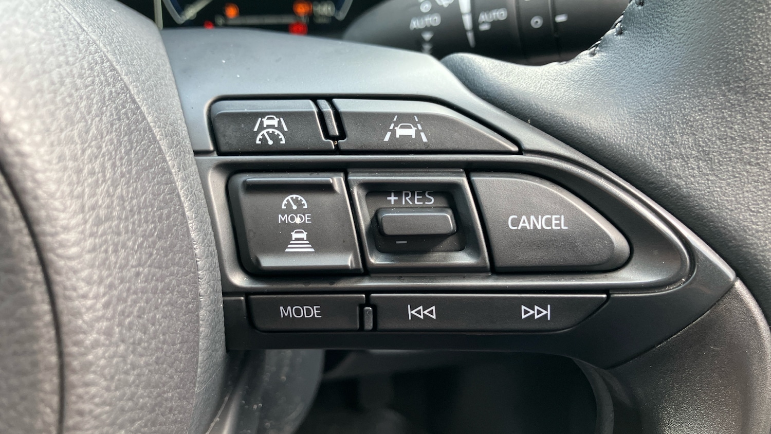 Used Toyota Yaris Cross 2025 for sale - 78109324: Photo 30