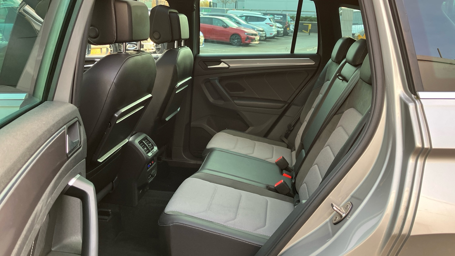 Used Volkswagen Tiguan 2019 for sale - 76530898: Photo 16