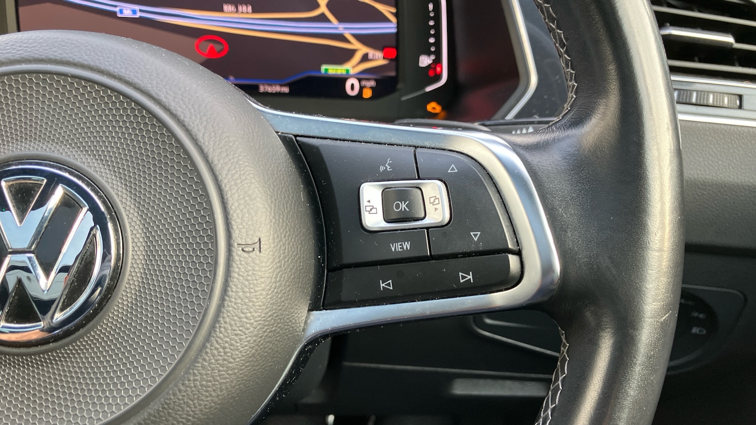 Used Volkswagen Tiguan 2019 for sale - 76530898: Photo 22