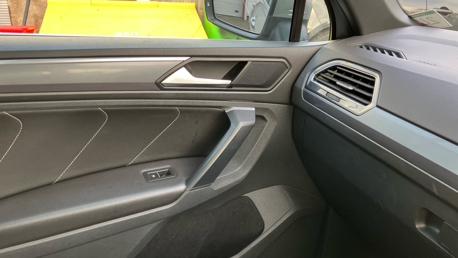 Used Volkswagen Tiguan 2019 for sale - 76530898: Photo 27