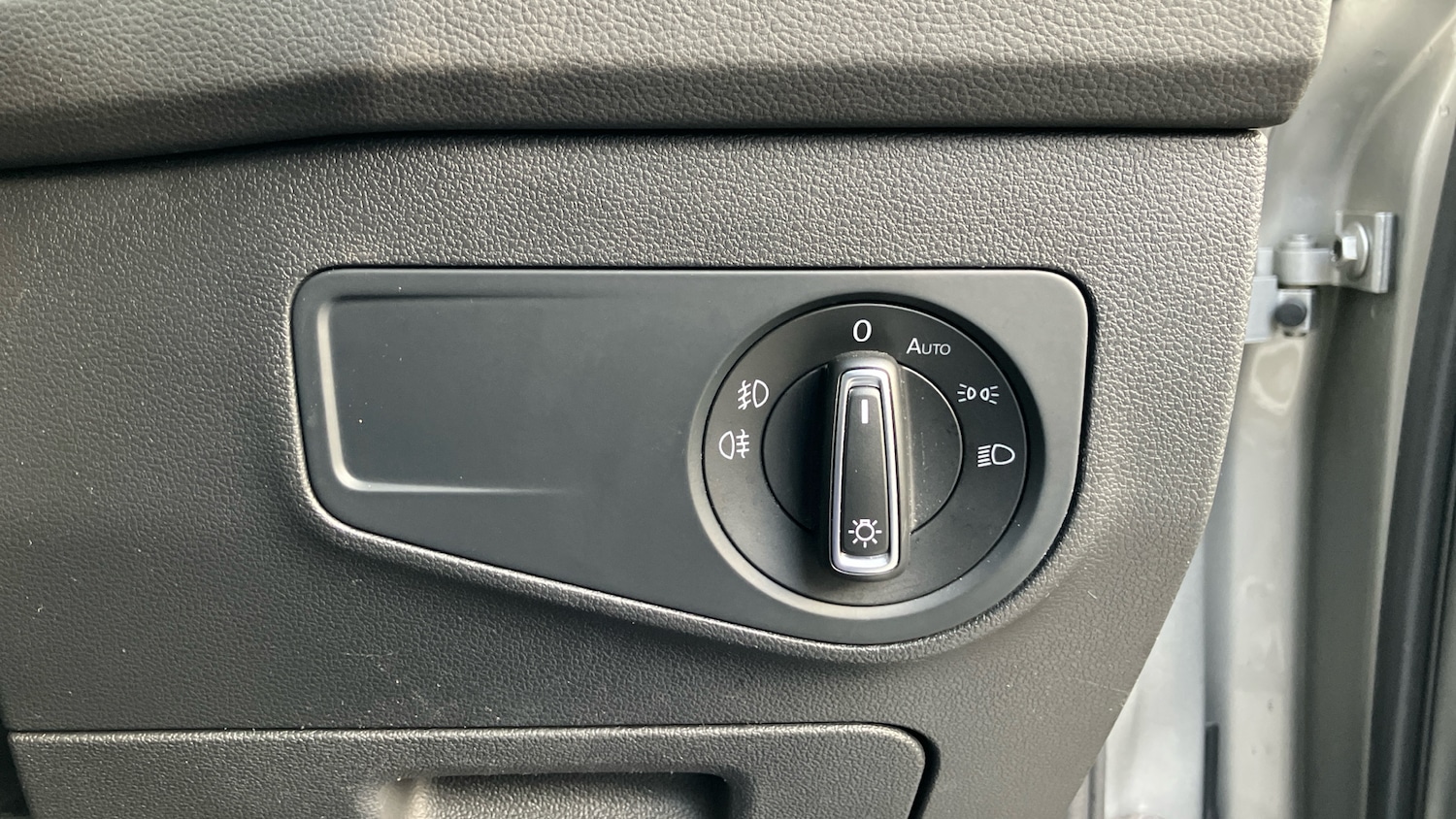 Used Volkswagen Tiguan 2019 for sale - 76530898: Photo 29