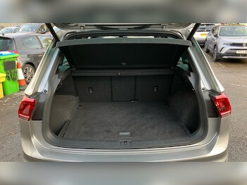 Used Volkswagen Tiguan 2019 for sale - 76530898: Photo