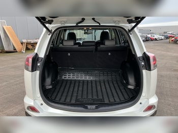 Used Toyota RAV4 2016 for sale - 77505623: Photo