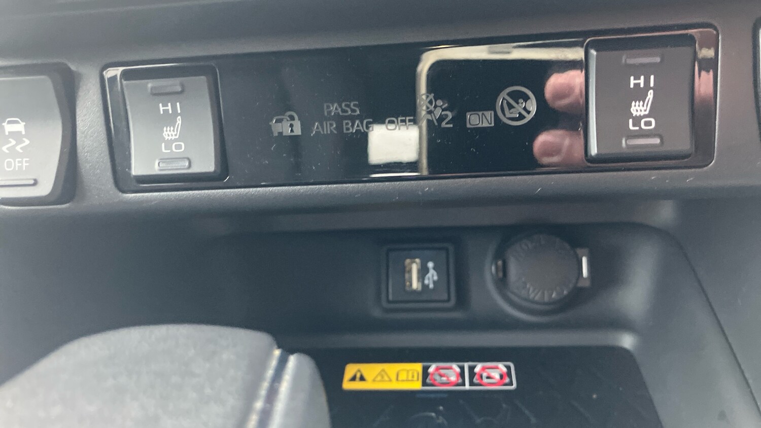 Used Toyota RAV4 2023 for sale - 77803086: Photo 37