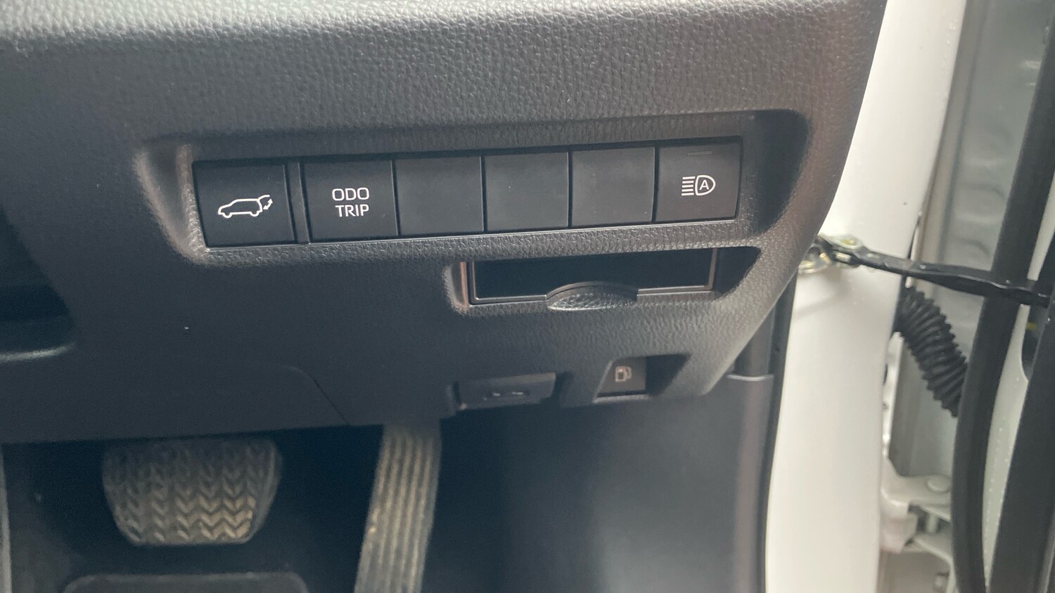 Used Toyota RAV4 2023 for sale - 77803086: Photo 42