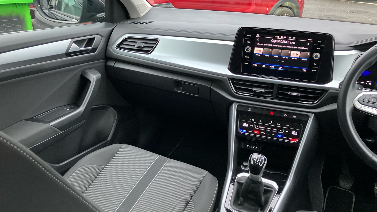 Used Volkswagen T-Roc 2023 for sale - 77069577: Photo 14