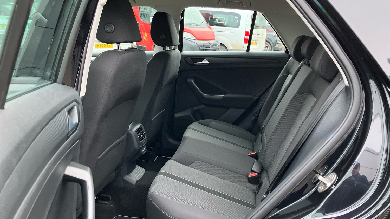 Used Volkswagen T-Roc 2023 for sale - 77069577: Photo 16