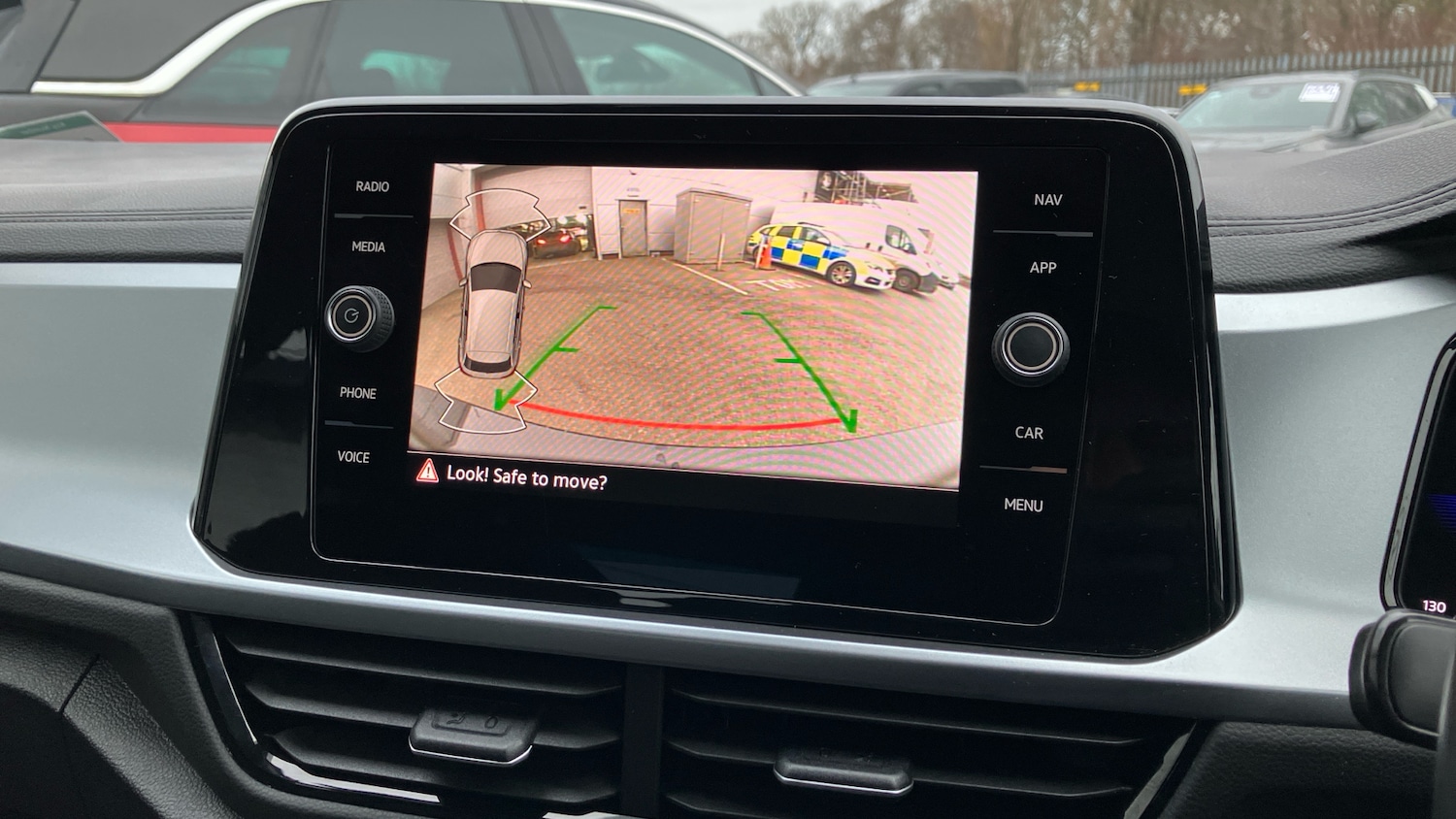 Used Volkswagen T-Roc 2023 for sale - 77069577: Photo 27