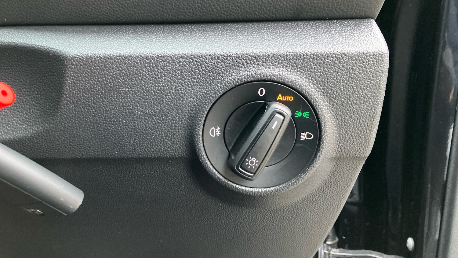 Used Volkswagen T-Roc 2023 for sale - 77069577: Photo 28