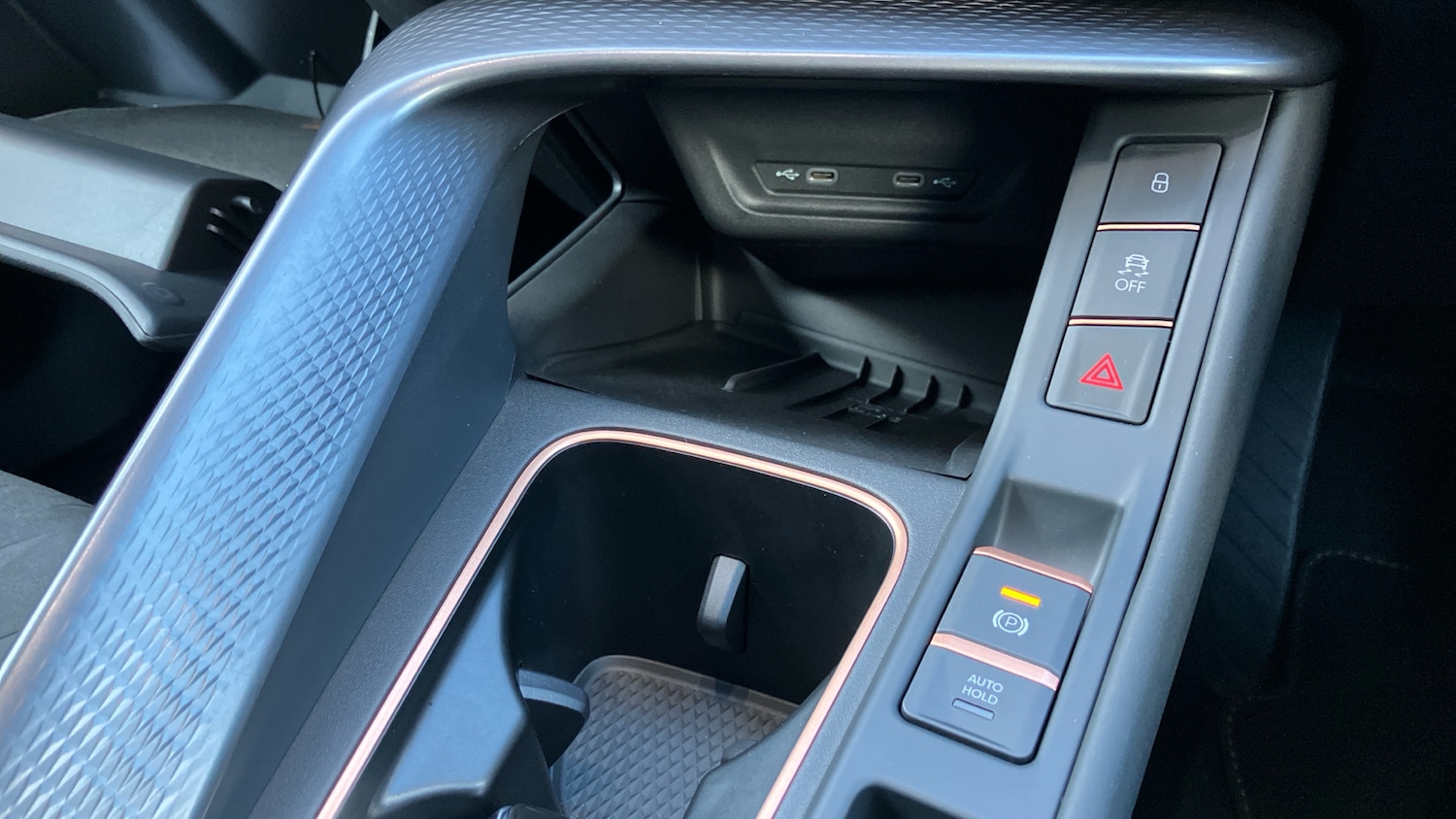 Used Cupra Terramar 2025 for sale - 77035716: Photo 24