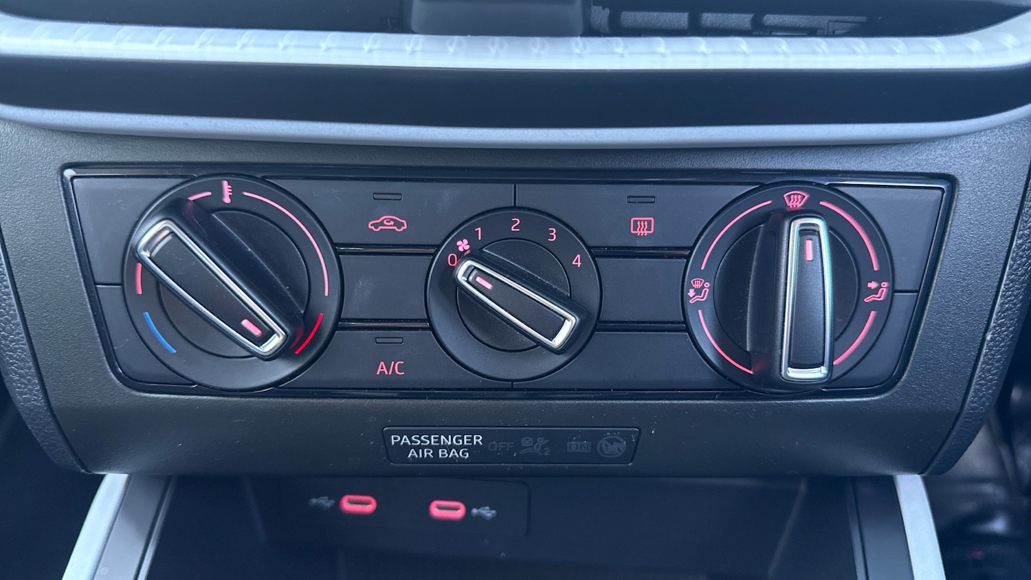 Used SEAT Arona 2023 for sale - 78177389: Photo 26