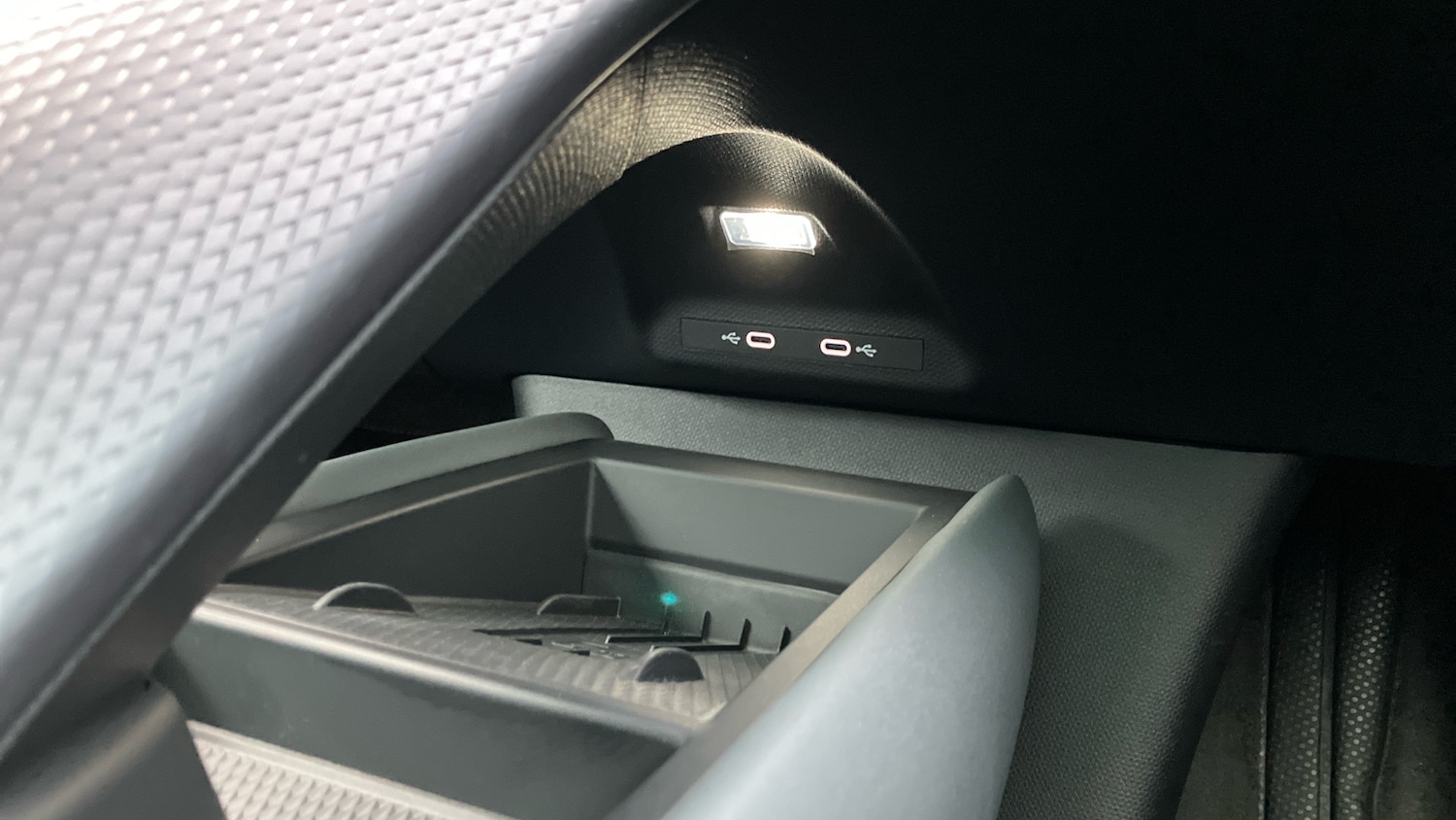 Used Cupra Tavascan 2025 for sale - 76477083: Photo 24