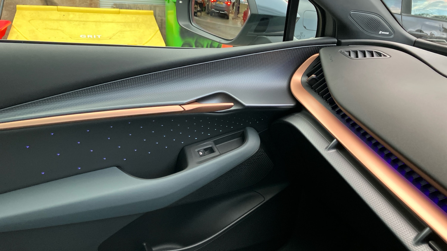 Used Cupra Tavascan 2025 for sale - 76477083: Photo 25