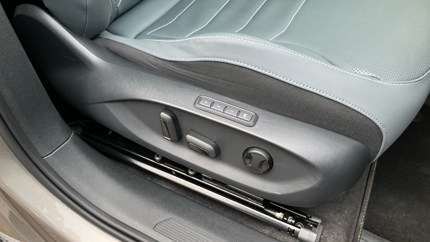 Used Cupra Tavascan 2025 for sale - 76477083: Photo 32