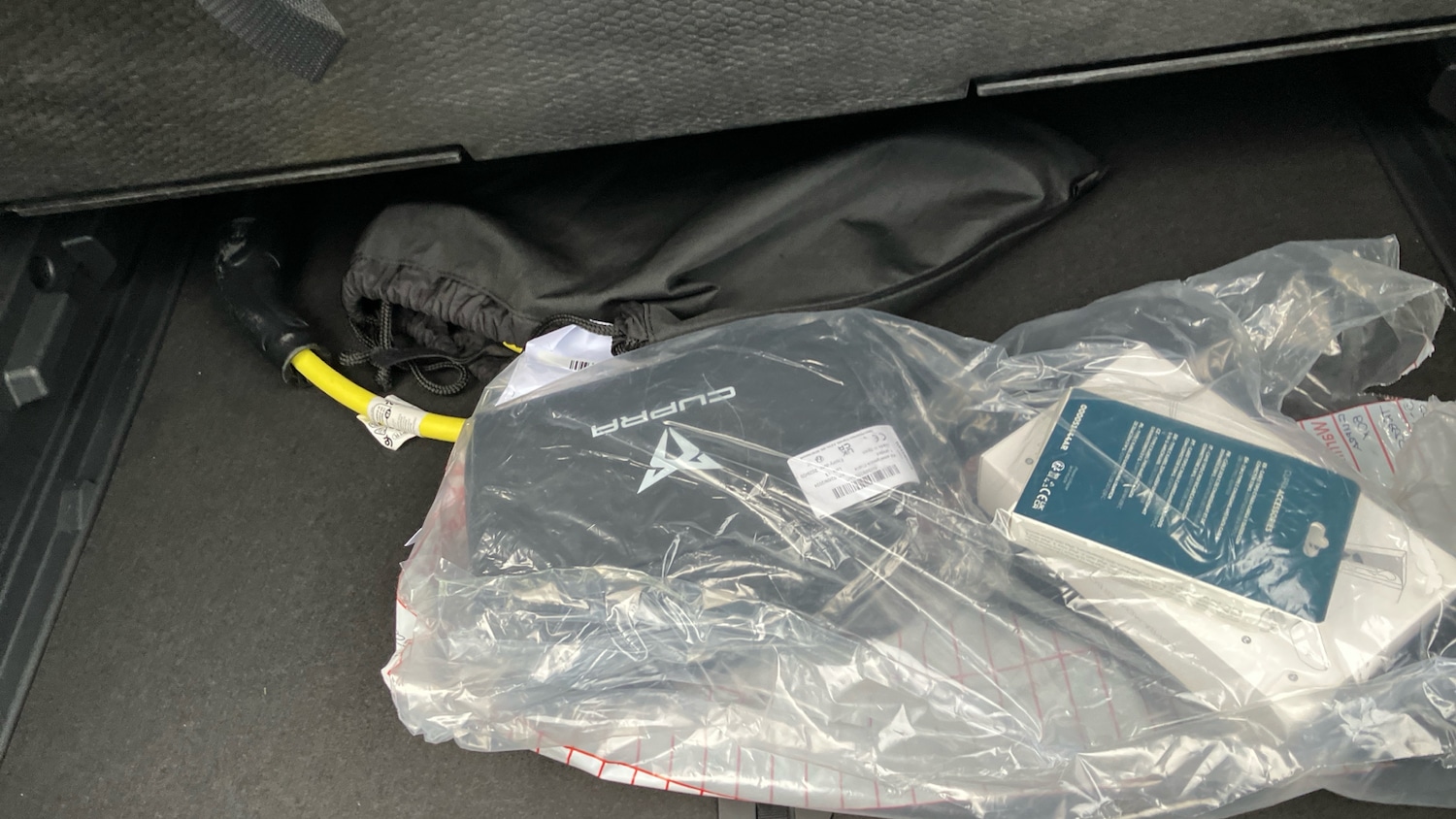 Used Cupra Tavascan 2025 for sale - 76477083: Photo 41