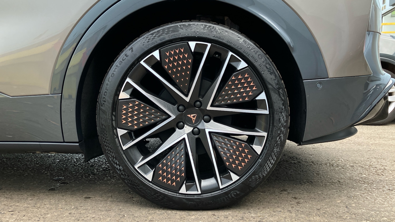 Used Cupra Tavascan 2025 for sale - 76477083: Photo 7