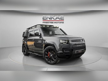 Used Land Rover Defender 2021 for sale - 76303592: Photo