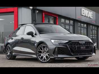 2025 (25) - RS 3 TFSI Quattro Carbon Vorsprung 4dr S Tronic