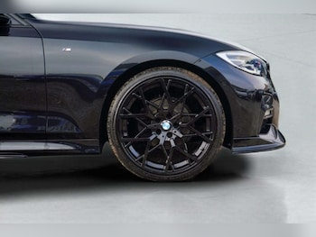 Used BMW 3 Series 2019 for sale - 76717219: Photo