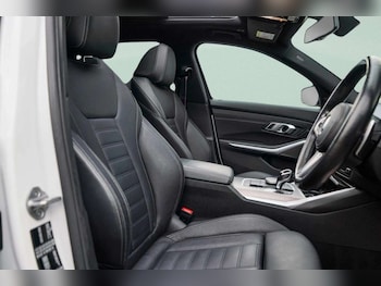 Used BMW 3 Series 2021 for sale - 78271468: Photo