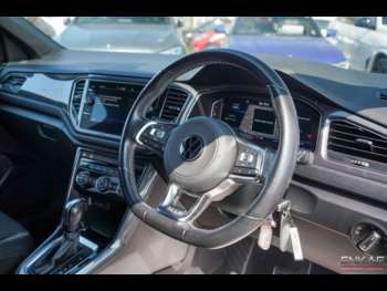 Used Volkswagen T-Roc 2021 for sale - 74986278: Photo