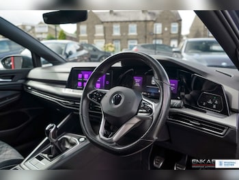 Used Volkswagen Golf 2021 for sale - 75410872: Photo