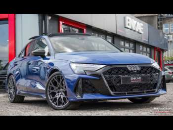 2025 (25) - RS 3 TFSI Quattro Carbon Black 4dr S Tronic