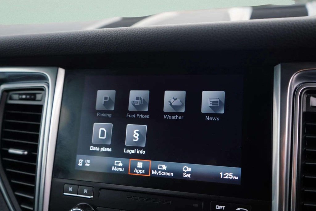 Used Porsche Macan 2018 for sale - 76429935: Photo 28