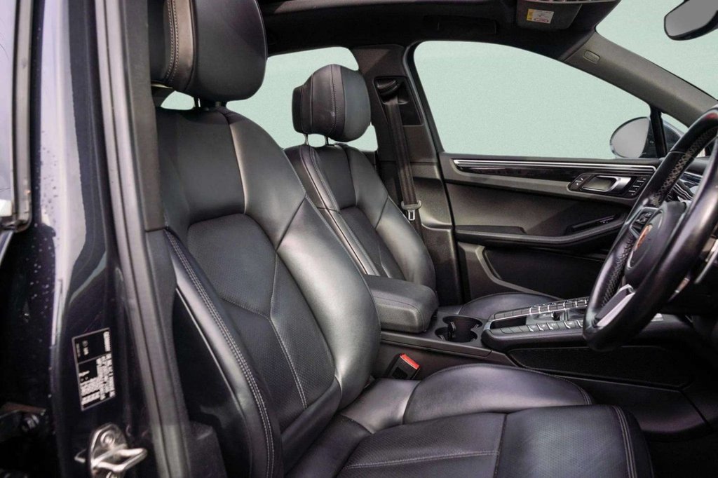 Used Porsche Macan 2018 for sale - 76429935: Photo 3