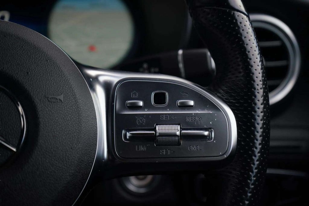 Used Mercedes-Benz GLC 2020 for sale - 76665521: Photo 13