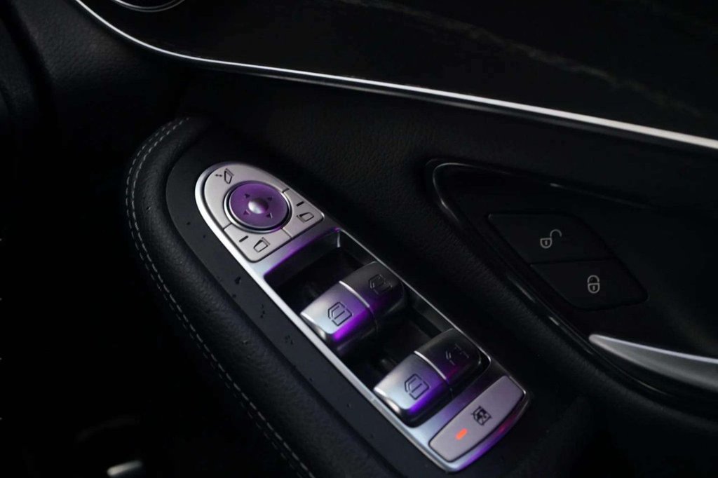 Used Mercedes-Benz GLC 2020 for sale - 76665521: Photo 32