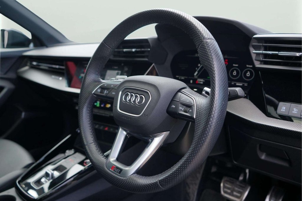 Used Audi RS3 2023 for sale - 77672682: Photo 11