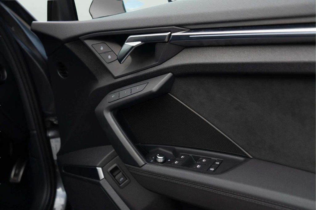 Used Audi RS3 2023 for sale - 77672682: Photo 29