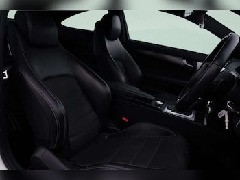 Used Mercedes-Benz C Class 2014 for sale - 77027270: Photo