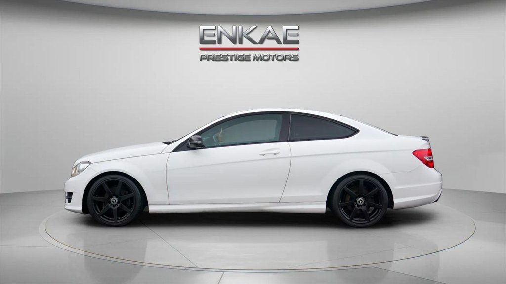 Used Mercedes-Benz C Class 2014 for sale - 77027270: Photo 8