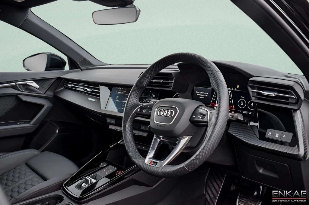 Used Audi RS3 2023 for sale - 76883400: Photo 2